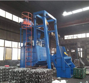 Q3220 tracked shot blasting machine